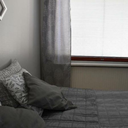 Ferienwohnung Hopeamaja Pieksämäki Exterior foto